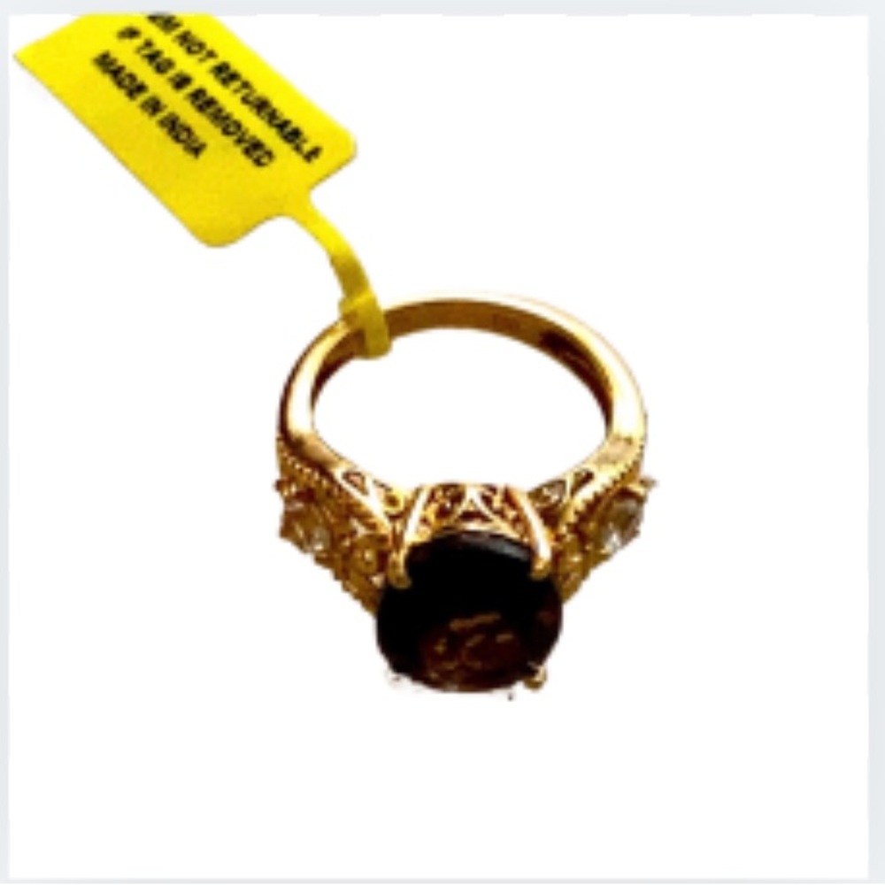 NWT Karis Ring Size 6